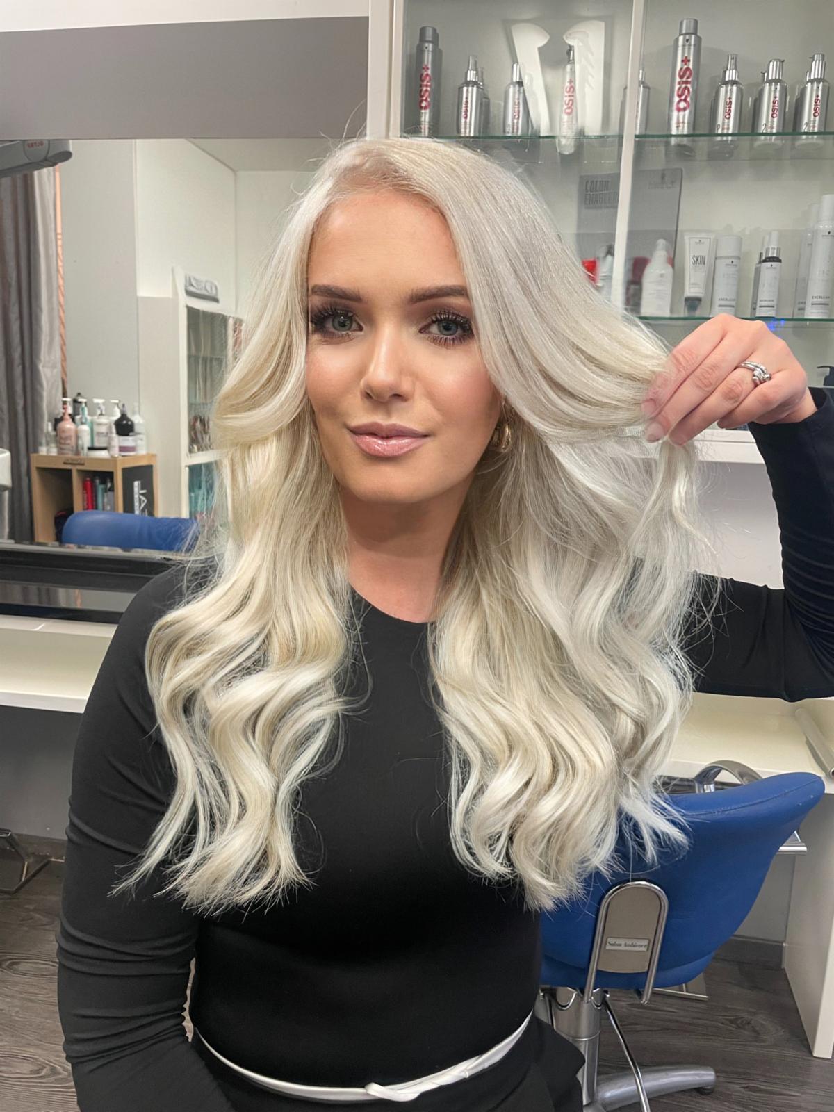 Haarbleichen von House of Hairstyles